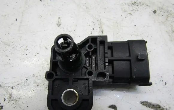 Nissan Micra K14 Air pressure sensor 0281006028