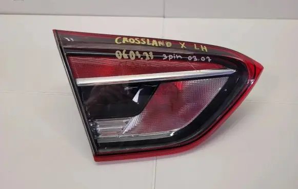 Opel Crossland X Tailgate rear/tail lights 39137527