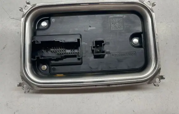 Mercedes-Benz E W213 Headlight ballast module Xenon 2139007933 A2139007933
