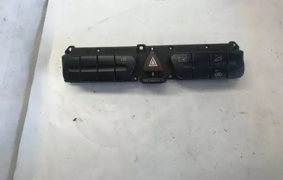 Mercedes-Benz C W203 Hazard light switch A2038218879