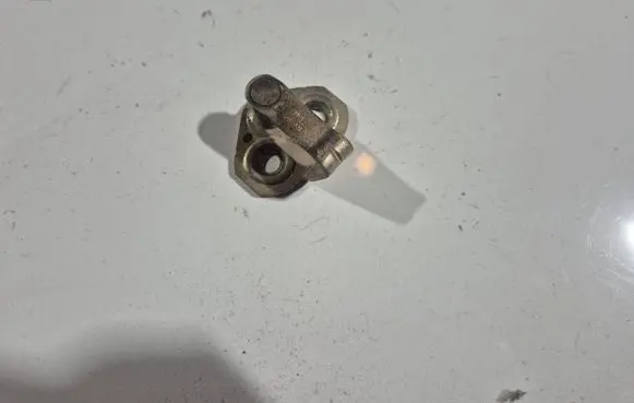 Renault Scenic I Rear door lock loop/hook striker 