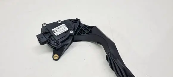 Renault Arkana Accelerator throttle pedal 180104276R