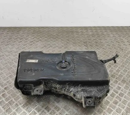 Volkswagen Amarok AdBlue liquid reservoir F01C250148 5Q0131969C