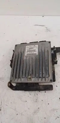 Renault Megane II Engine control unit/module 8200498188 8200469340