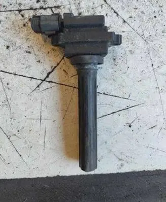 Suzuki Grand Vitara I High voltage ignition coil 3341077E2