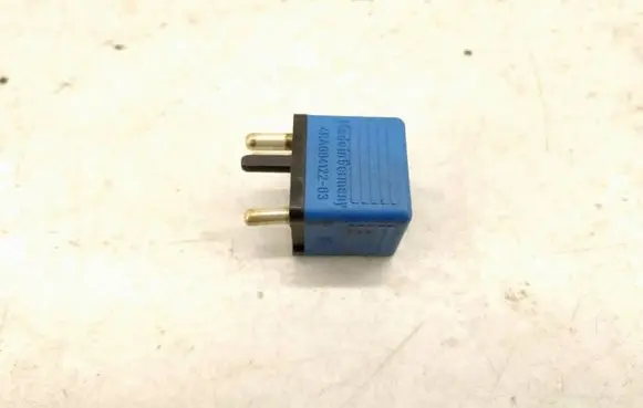 Mercedes-Benz E W124 Cruise control relay A0015429919 0015429919