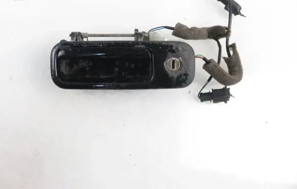 Rear door exterior handle/bracket
