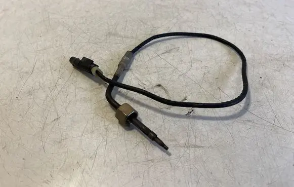 Mercedes-Benz GLB X247 Exhaust gas temperature sensor A0009050312