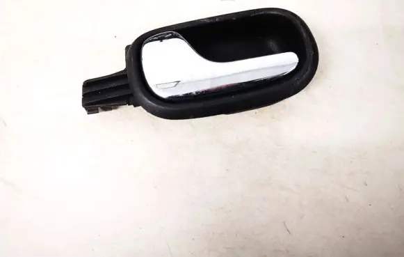 Audi A4 S4 B5 8D Rear door interior handle 8d0839019