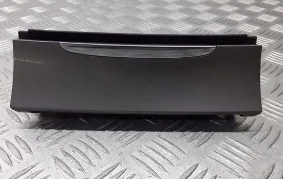 Volkswagen PASSAT B6 Rear door ashtray 3C0857981