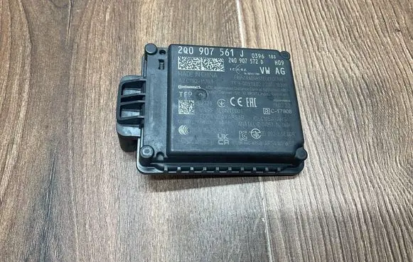 Skoda Karoq Distronic sensor radar 2Q0907561J