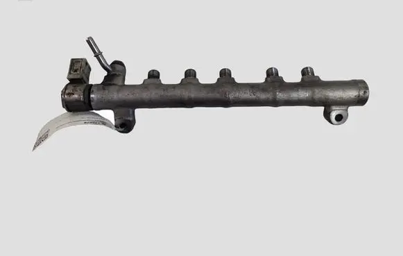 Volvo XC60 Fuel main line pipe 31303612 08R07696
