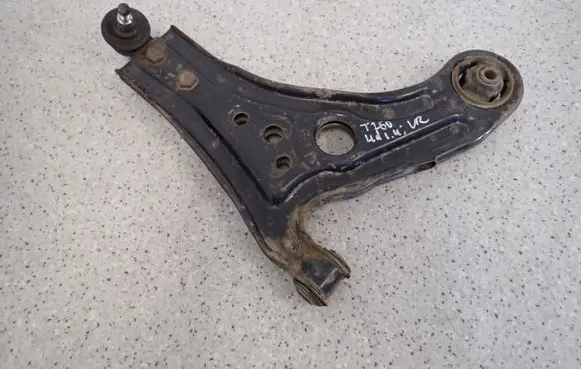 Chevrolet Aveo Rear suspension control arm 
