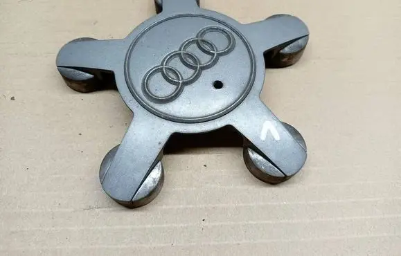 Audi A6 S6 C7 4G Original wheel cap 4F0601165N
