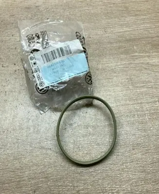 Volkswagen PASSAT B6 Throttle body valve 06A133557G