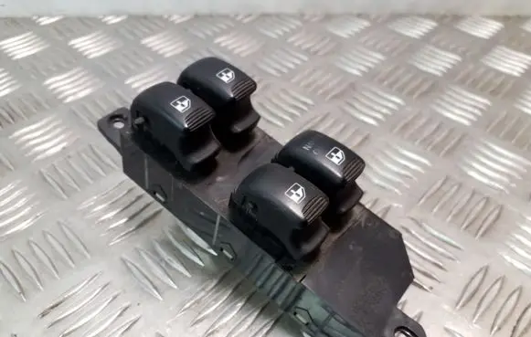 Hyundai Santa Fe Electric window control switch 9357026100 9357026000
