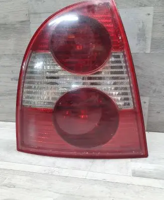 Volkswagen PASSAT B5.5 Rear/tail lights 3B5945095AE