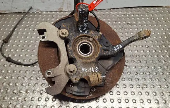 Fiat Panda III Front wheel hub spindle knuckle S25056148