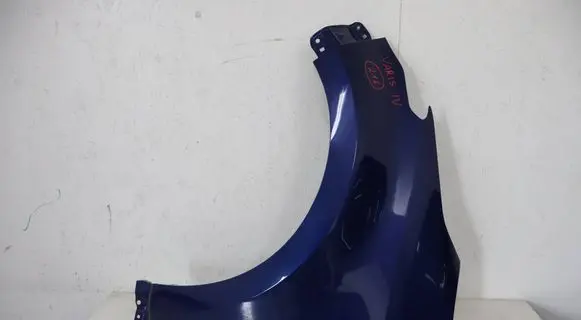 Toyota Yaris XP210 Fender