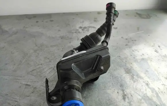 Volvo XC60 AdBlue supply pipe 32139160 31405816