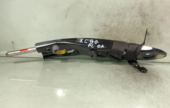 Volvo XC90 Front seatbelt