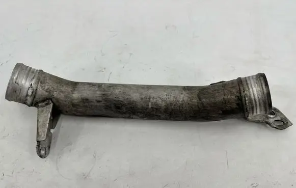 Volvo V40 Intercooler hose/pipe 31370060