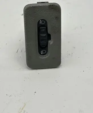 Renault Master II Headlight level height control switch 8200060042