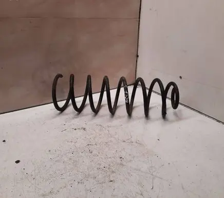 Volkswagen Golf III Rear coil spring