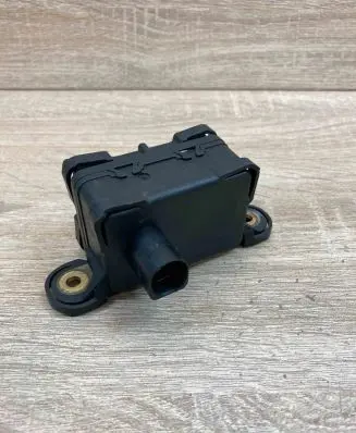 Volkswagen Golf V ESP acceleration yaw rate sensor 1K0907655D