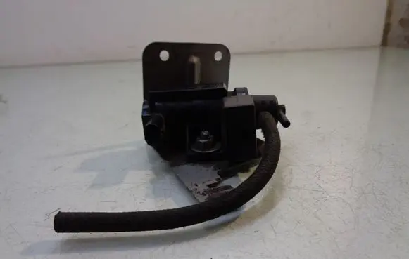 BMW 5 E60 E61 Turbo solenoid valve 7805391
