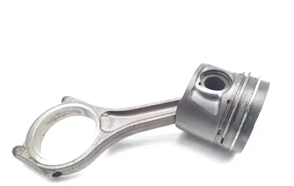 Land Rover Range Rover Sport L320 Piston with connecting rod 368DT