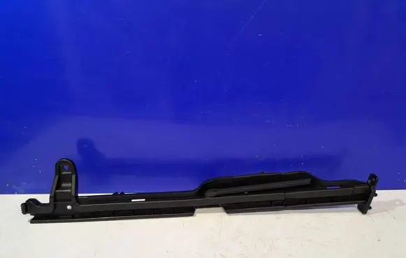 Polestar 2 Centre console side trim rear 32344696