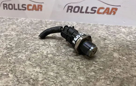 Fuel pressure sensor