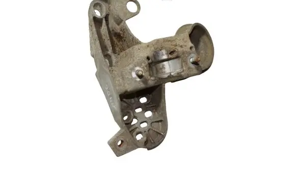 Audi A4 S4 B6 8E 8H Engine mounting bracket 8E0199351C