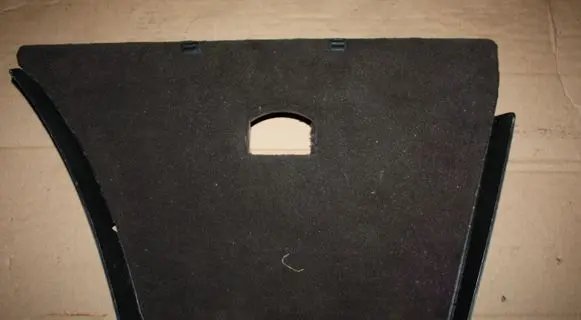 Trunk/boot lower side trim panel