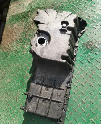 BMW 5 E60 E61 Oil sump 7801365
