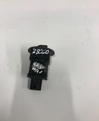 Nissan Qashqai J12 Passenger airbag on/off switch 681999278r