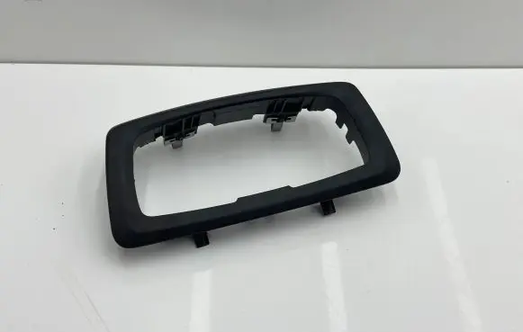BMW 2 F46 Other interior part 9262959