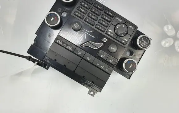 Skoda Fabia Mk3 (NJ) Climate control/heater control trim 30782903