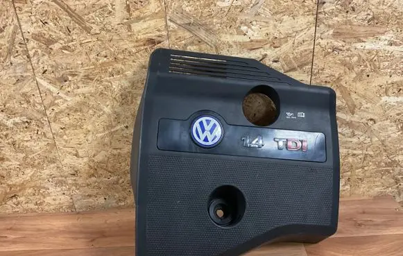 Volkswagen PASSAT B6 Engine cover (trim) 045103925G 045103925H