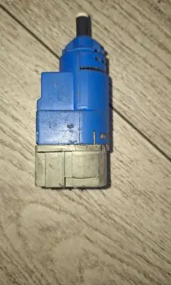 Renault Clio IV Clutch pedal sensor 253255192R