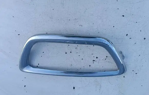 Renault Captur Front bumper lower grill 620757429R