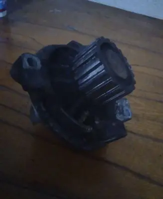 Volvo S70 V70 V70 XC Water pump 054121019A