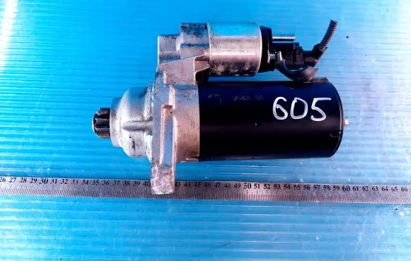 Volkswagen Touran I Starter motor 0001123012