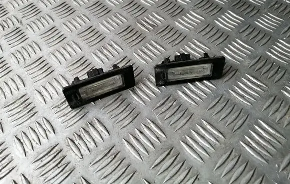 Audi A4 S4 B8 8K Number plate light 8T0943021