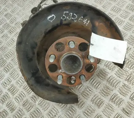 Toyota Prius (XW50) Rear wheel hub 4230447050