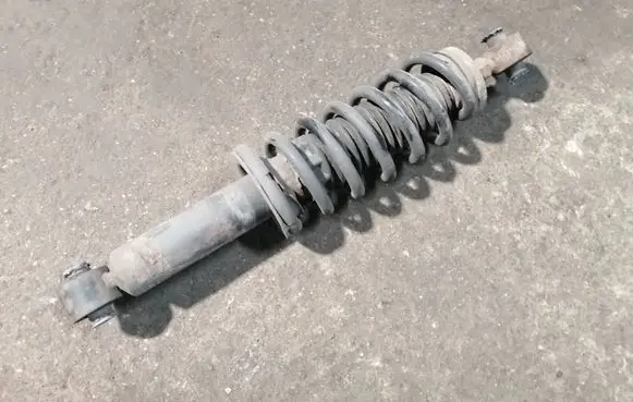Peugeot 508 Rear shock absorber with coil spring 