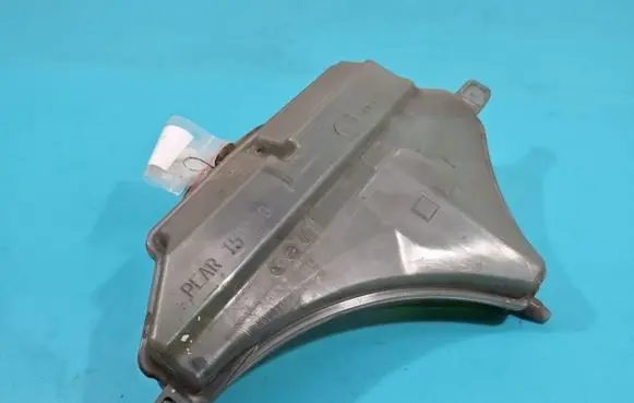 Mazda 3 III Coolant expansion tank/reservoir IMPRK1383342