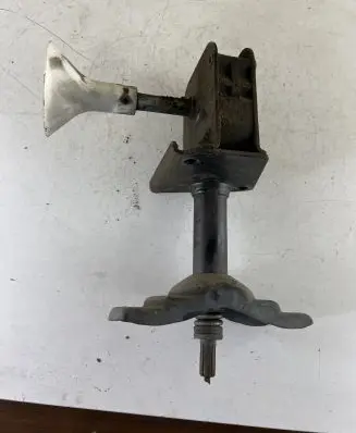 Dodge RAM 1500 DS Holder (bracket) 