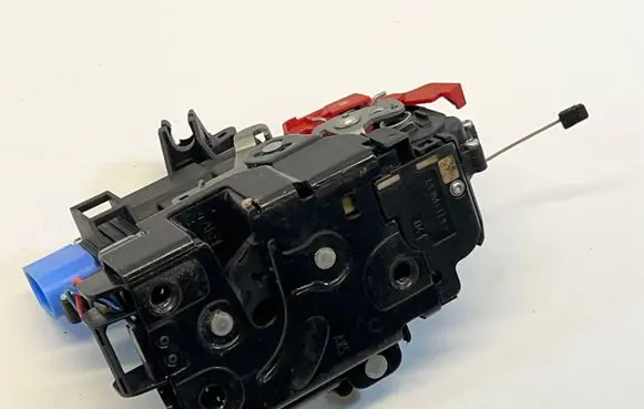 Audi A3 S3 A3 Sportback 8P Front door lock 3D1837016AC